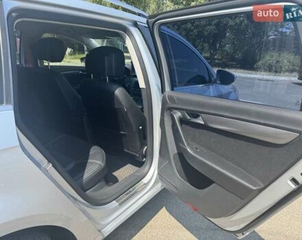 Серый Фольксваген Пассат, объемом двигателя 1.39 л и пробегом 209 тыс. км за 8700 $, фото 8 на Automoto.ua