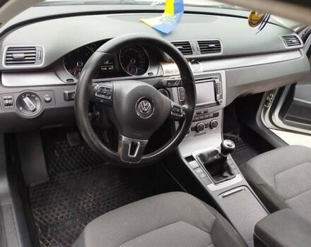 Серый Фольксваген Пассат, объемом двигателя 1.97 л и пробегом 270 тыс. км за 9200 $, фото 9 на Automoto.ua