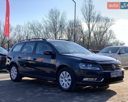 Серый Фольксваген Пассат, объемом двигателя 2 л и пробегом 235 тыс. км за 10199 $, фото 4 на Automoto.ua