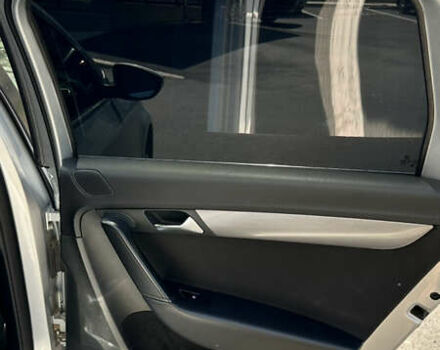 Серый Фольксваген Пассат, объемом двигателя 1.8 л и пробегом 245 тыс. км за 9899 $, фото 10 на Automoto.ua