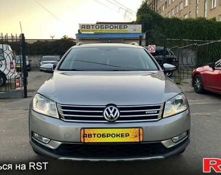 Серый Фольксваген Пассат, объемом двигателя 2 л и пробегом 241 тыс. км за 12500 $, фото 1 на Automoto.ua