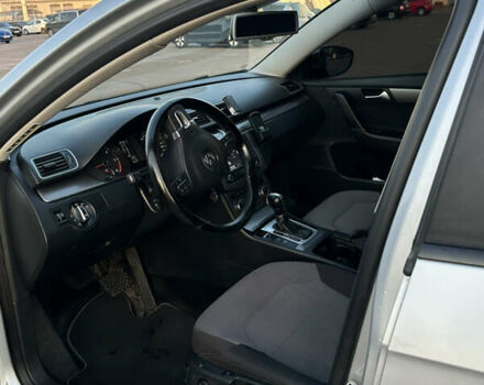 Серый Фольксваген Пассат, объемом двигателя 2 л и пробегом 280 тыс. км за 10000 $, фото 23 на Automoto.ua