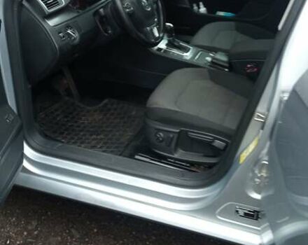 Серый Фольксваген Пассат, объемом двигателя 1.97 л и пробегом 300 тыс. км за 10399 $, фото 3 на Automoto.ua