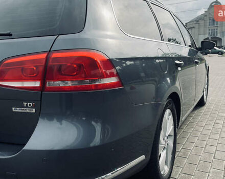 Фольксваген Пассат 2012 в Житомире на Automoto.ua Серый Фольксваген Пассат, объемом двигателя 1.6 л и пробегом 317 тыс. км за 9350 $, фото 17 на Automoto.ua