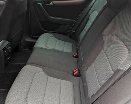 Серый Фольксваген Пассат, объемом двигателя 2 л и пробегом 194 тыс. км за 11499 $, фото 11 на Automoto.ua