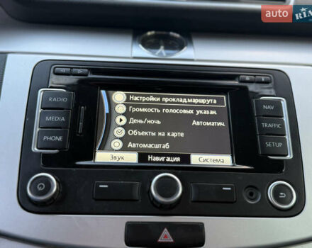 Сірий Фольксваген Пассат, об'ємом двигуна 1.6 л та пробігом 258 тис. км за 9800 $, фото 49 на Automoto.ua