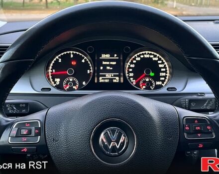 Серый Фольксваген Пассат, объемом двигателя 2 л и пробегом 241 тыс. км за 12500 $, фото 7 на Automoto.ua