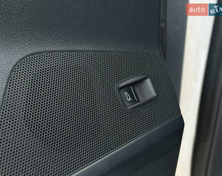 Сірий Фольксваген Пассат, об'ємом двигуна 1.6 л та пробігом 258 тис. км за 9800 $, фото 61 на Automoto.ua