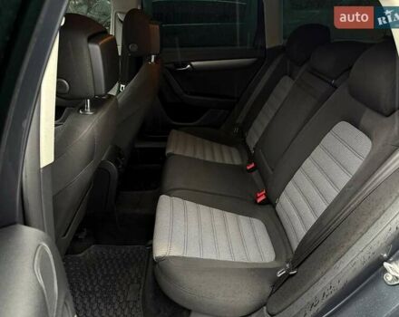 Сірий Фольксваген Пассат, об'ємом двигуна 1.6 л та пробігом 342 тис. км за 8500 $, фото 22 на Automoto.ua