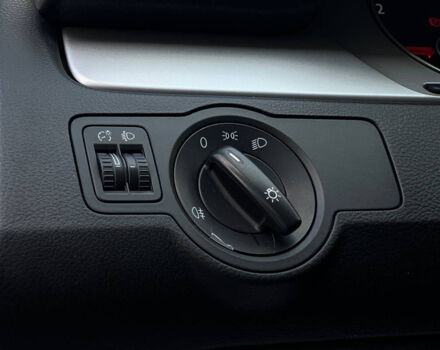 Серый Фольксваген Пассат, объемом двигателя 1.6 л и пробегом 225 тыс. км за 10500 $, фото 11 на Automoto.ua