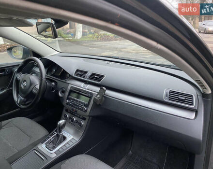 Сірий Фольксваген Пассат, об'ємом двигуна 1.97 л та пробігом 285 тис. км за 10500 $, фото 14 на Automoto.ua