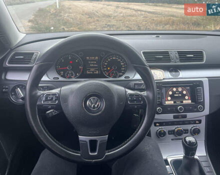Серый Фольксваген Пассат, объемом двигателя 1.6 л и пробегом 333 тыс. км за 9300 $, фото 10 на Automoto.ua