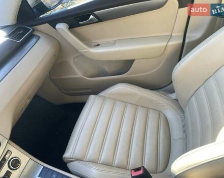 Фольксваген Пассат 2012 в Львове на Automoto.ua Серый Фольксваген Пассат, объемом двигателя 2 л и пробегом 327 тыс. км за 9800 $, фото 33 на Automoto.ua