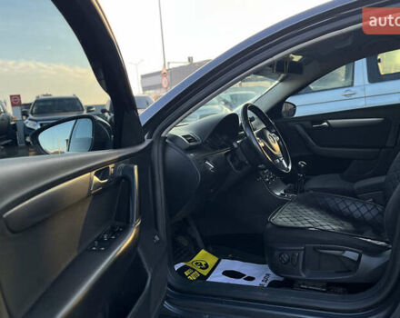 Сірий Фольксваген Пассат, об'ємом двигуна 1.6 л та пробігом 212 тис. км за 8700 $, фото 8 на Automoto.ua