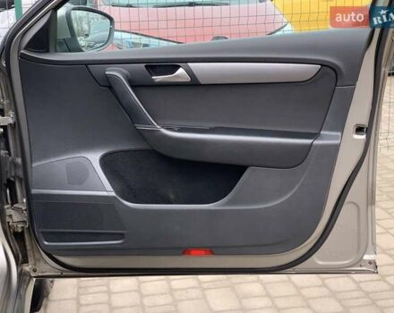 Серый Фольксваген Пассат, объемом двигателя 2 л и пробегом 258 тыс. км за 10955 $, фото 31 на Automoto.ua