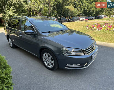 Серый Фольксваген Пассат, объемом двигателя 1.6 л и пробегом 251 тыс. км за 9200 $, фото 3 на Automoto.ua