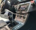 Серый Фольксваген Пассат, объемом двигателя 1.6 л и пробегом 335 тыс. км за 10250 $, фото 19 на Automoto.ua