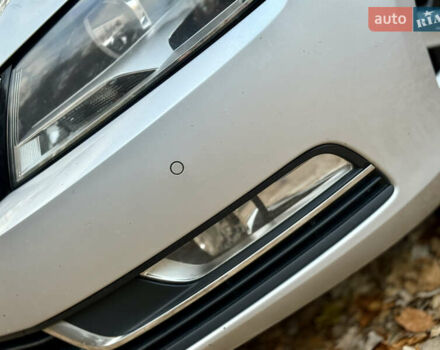 Сірий Фольксваген Пассат, об'ємом двигуна 1.6 л та пробігом 258 тис. км за 9800 $, фото 11 на Automoto.ua