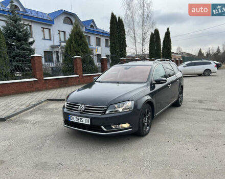 Сірий Фольксваген Пассат, об'ємом двигуна 2 л та пробігом 245 тис. км за 11950 $, фото 21 на Automoto.ua