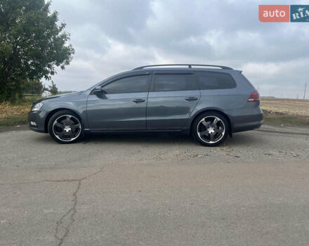 Серый Фольксваген Пассат, объемом двигателя 1.6 л и пробегом 333 тыс. км за 9300 $, фото 5 на Automoto.ua