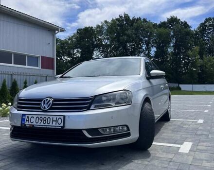 Сірий Фольксваген Пассат, об'ємом двигуна 2 л та пробігом 225 тис. км за 10700 $, фото 3 на Automoto.ua