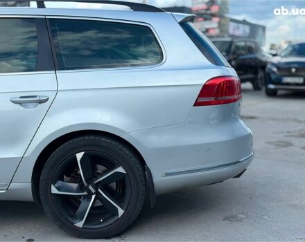 Сірий Фольксваген Пассат, об'ємом двигуна 1.6 л та пробігом 348 тис. км за 9890 $, фото 6 на Automoto.ua