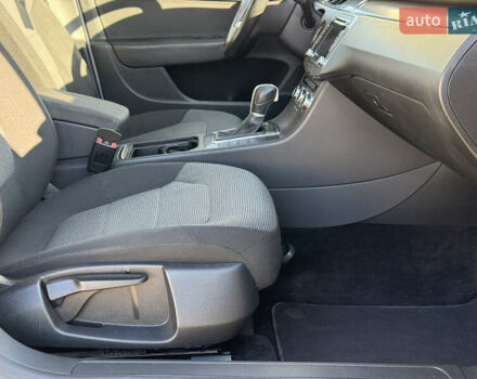 Серый Фольксваген Пассат, объемом двигателя 1.97 л и пробегом 213 тыс. км за 10700 $, фото 11 на Automoto.ua