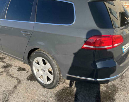 Серый Фольксваген Пассат, объемом двигателя 1.97 л и пробегом 299 тыс. км за 13200 $, фото 4 на Automoto.ua