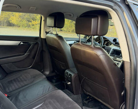 Сірий Фольксваген Пассат, об'ємом двигуна 2 л та пробігом 274 тис. км за 11500 $, фото 4 на Automoto.ua