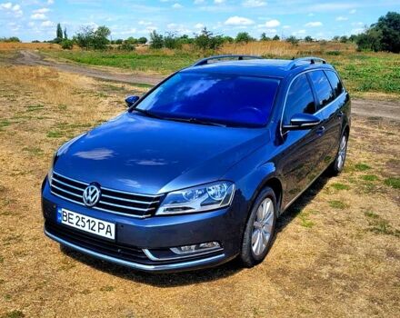 Серый Фольксваген Пассат, объемом двигателя 1.6 л и пробегом 264 тыс. км за 9000 $, фото 2 на Automoto.ua