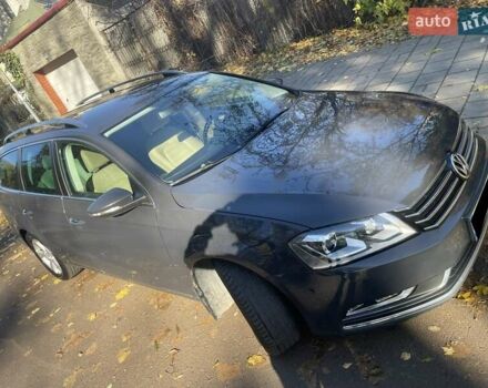 Фольксваген Пассат 2012 в Львове на Automoto.ua Серый Фольксваген Пассат, объемом двигателя 2 л и пробегом 327 тыс. км за 9800 $, фото 5 на Automoto.ua
