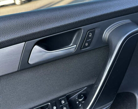 Серый Фольксваген Пассат, объемом двигателя 1.97 л и пробегом 348 тыс. км за 9900 $, фото 10 на Automoto.ua