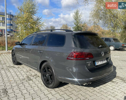 Серый Фольксваген Пассат, объемом двигателя 2 л и пробегом 217 тыс. км за 11300 $, фото 4 на Automoto.ua