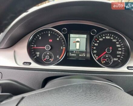 Серый Фольксваген Пассат, объемом двигателя 2 л и пробегом 328 тыс. км за 10700 $, фото 5 на Automoto.ua