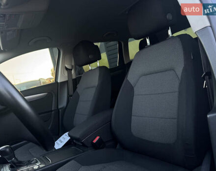 Серый Фольксваген Пассат, объемом двигателя 1.6 л и пробегом 229 тыс. км за 10999 $, фото 46 на Automoto.ua