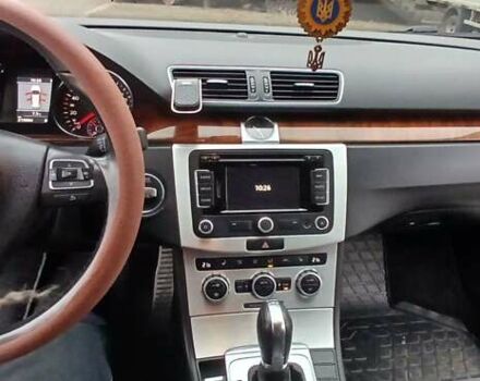 Серый Фольксваген Пассат, объемом двигателя 1.97 л и пробегом 220 тыс. км за 12800 $, фото 36 на Automoto.ua