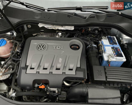 Серый Фольксваген Пассат, объемом двигателя 1.97 л и пробегом 300 тыс. км за 10850 $, фото 18 на Automoto.ua