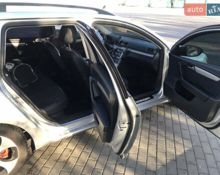 Сірий Фольксваген Пассат, об'ємом двигуна 1.6 л та пробігом 282 тис. км за 7500 $, фото 10 на Automoto.ua