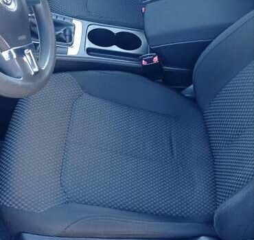 Серый Фольксваген Пассат, объемом двигателя 1.97 л и пробегом 287 тыс. км за 10500 $, фото 2 на Automoto.ua