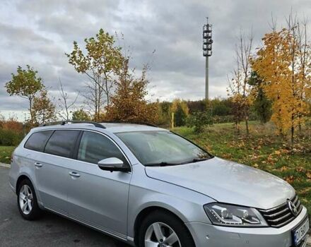 Фольксваген Пассат 2013 в Новояворовск на Automoto.ua Серый Фольксваген Пассат, объемом двигателя 1.97 л и пробегом 283 тыс. км за 11690 $, фото 3 на Automoto.ua