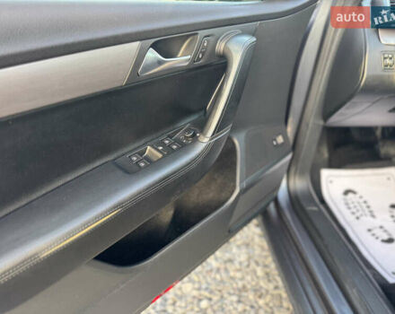 Сірий Фольксваген Пассат, об'ємом двигуна 1.6 л та пробігом 240 тис. км за 10350 $, фото 35 на Automoto.ua