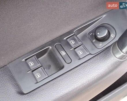 Сірий Фольксваген Пассат, об'ємом двигуна 2 л та пробігом 274 тис. км за 10440 $, фото 11 на Automoto.ua