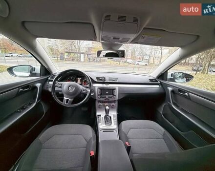 Серый Фольксваген Пассат, объемом двигателя 2 л и пробегом 300 тыс. км за 13500 $, фото 7 на Automoto.ua