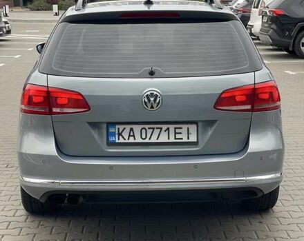 Фольксваген Пассат 2013 в Киеве на Automoto.ua Серый Фольксваген Пассат, объемом двигателя 1.97 л и пробегом 283 тыс. км за 11500 $, фото 3 на Automoto.ua