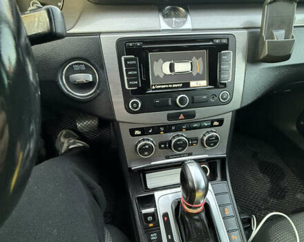 Сірий Фольксваген Пассат, об'ємом двигуна 1.97 л та пробігом 357 тис. км за 11800 $, фото 9 на Automoto.ua