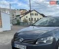 Серый Фольксваген Пассат, объемом двигателя 1.6 л и пробегом 216 тыс. км за 10000 $, фото 1 на Automoto.ua