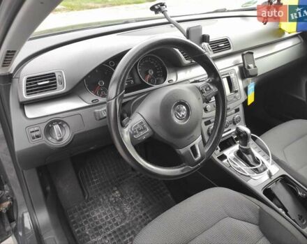 Серый Фольксваген Пассат, объемом двигателя 2 л и пробегом 320 тыс. км за 12500 $, фото 31 на Automoto.ua