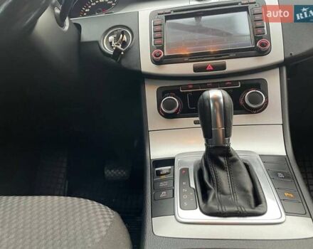 Серый Фольксваген Пассат, объемом двигателя 2 л и пробегом 300 тыс. км за 10700 $, фото 20 на Automoto.ua