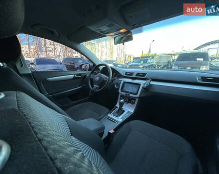 Серый Фольксваген Пассат, объемом двигателя 1.97 л и пробегом 145 тыс. км за 9999 $, фото 26 на Automoto.ua