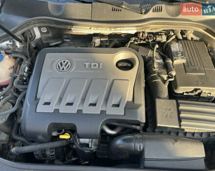 Серый Фольксваген Пассат, объемом двигателя 1.97 л и пробегом 275 тыс. км за 11200 $, фото 8 на Automoto.ua